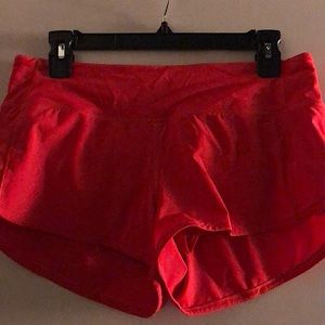 EUC LILULEMON SPEED UP SHORTS SIZE 6